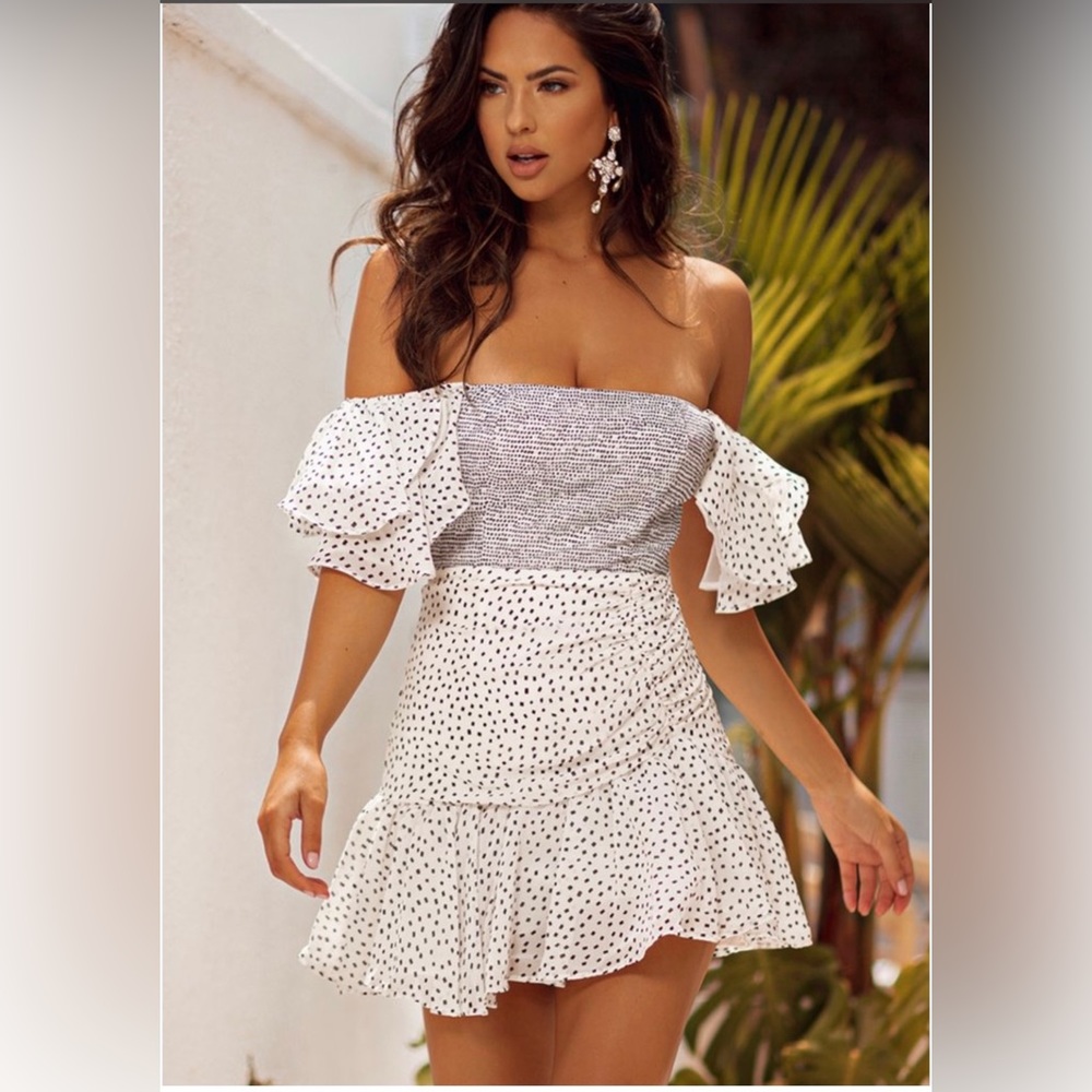 Miss Lola White Women’s Dress